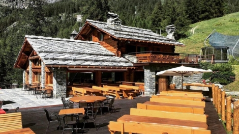 Foyer Des Guides restaurant