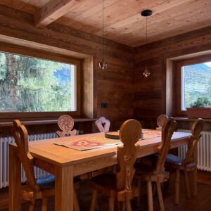 lo chalet dinning corner